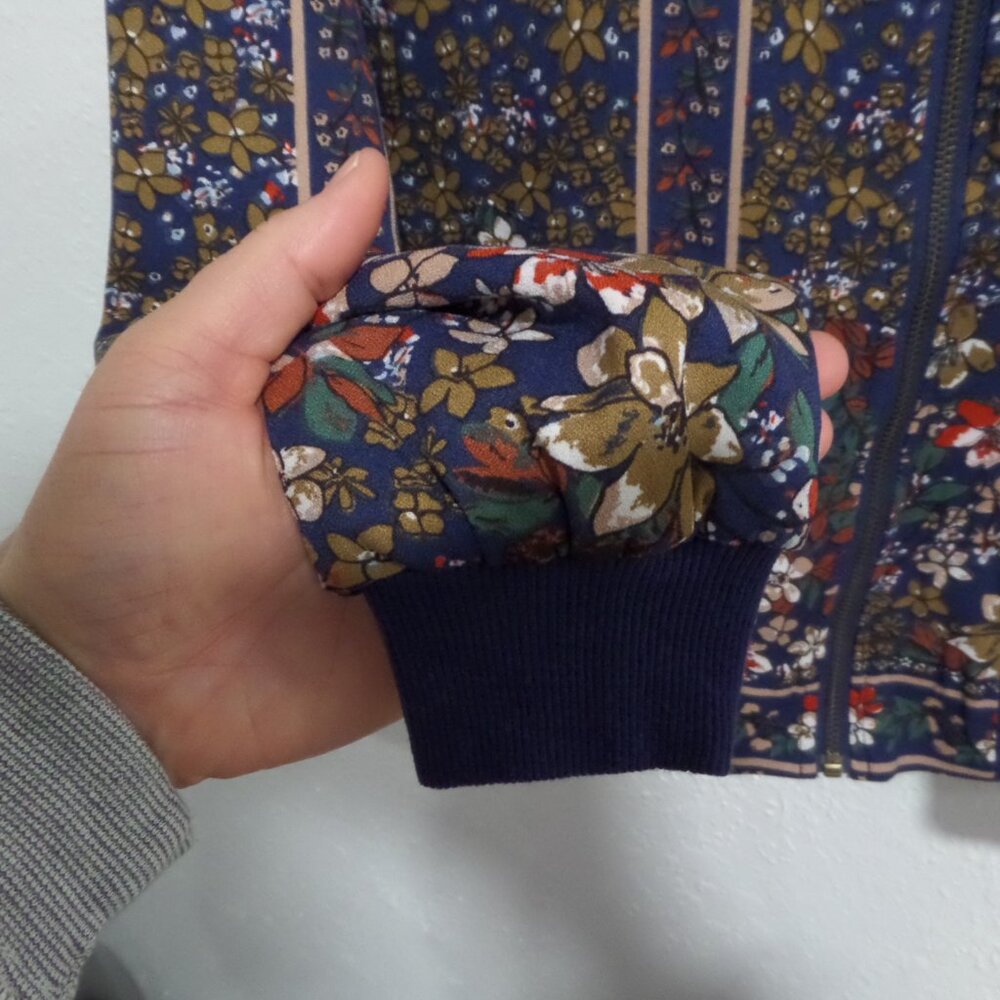 Lightweight Jacket - image 3